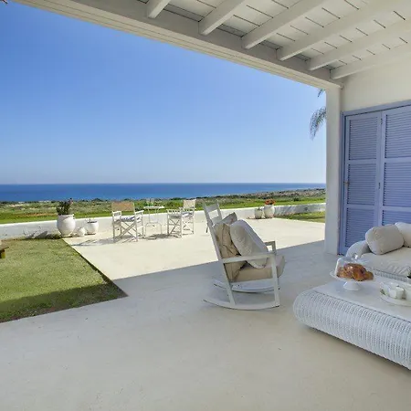 Вилла Enjoy The Beauty Of This Seafront 46 *